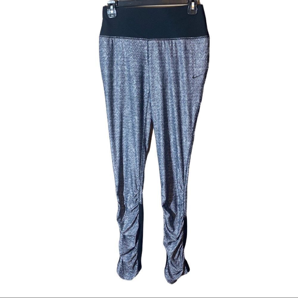 Nike Athletic Workout Dri Fit Leggings Mermaid Fish Scale Printed Size XL